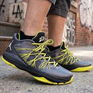 AIR JORDAN CP3.VII Men’s Size 7.5 Gray Volt Black Basketball Shoes FlightPlate